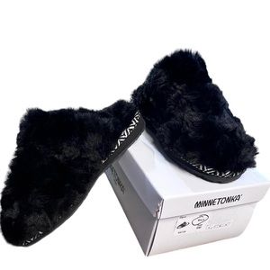 Minnetonka Elyse Slipper